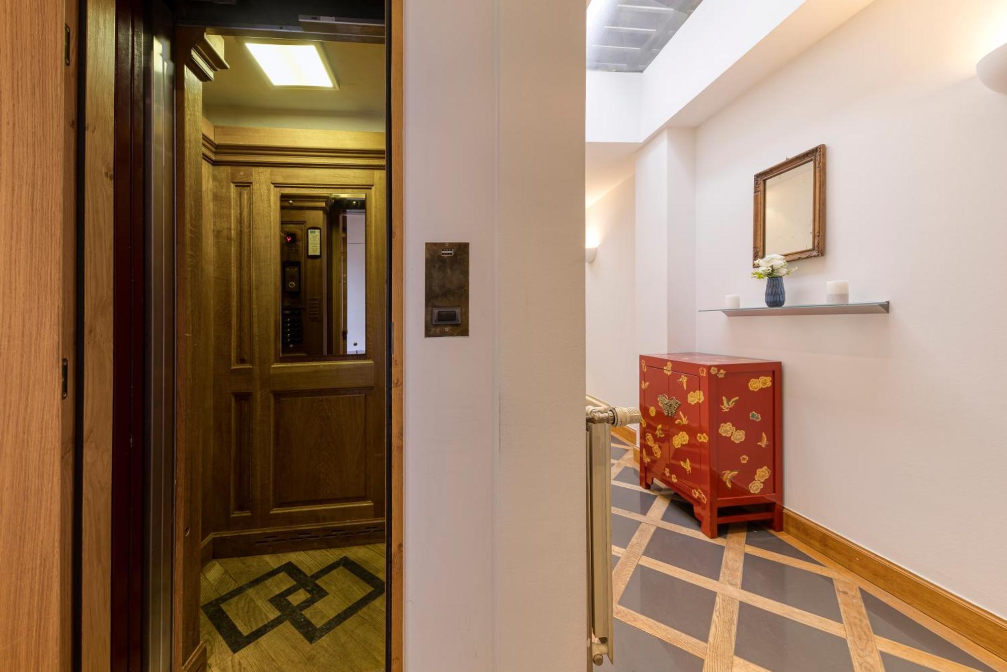 Chic Penthouse Grand-Place Bruselas Exterior foto